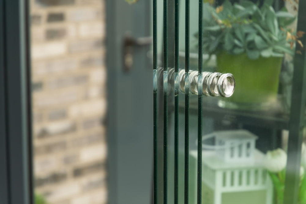 Glasschiebewand grau (RAL 9007) 8mm