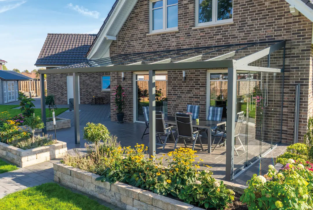 Terrassenüberdachung Aluminium VSG grau – steda