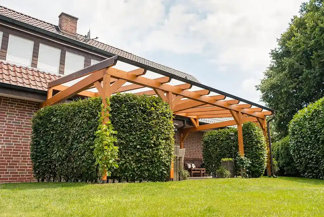 Freistehende Terrassenüberdachung Holz