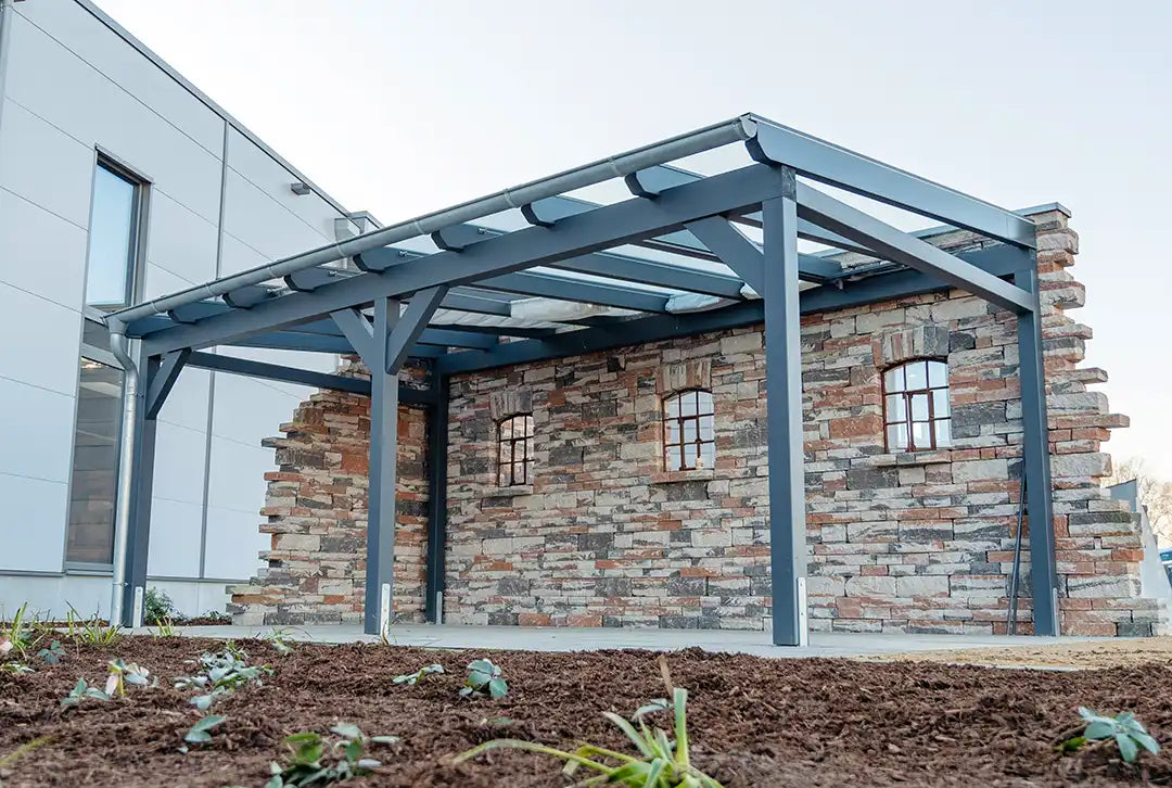 Freistehende Terrassenüberdachung Holz