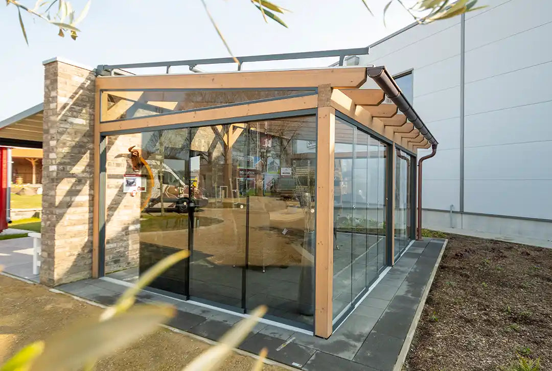 Freistehende Terrassenüberdachung Holz