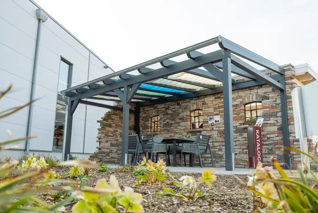 Freistehende Terrassenüberdachung Holz