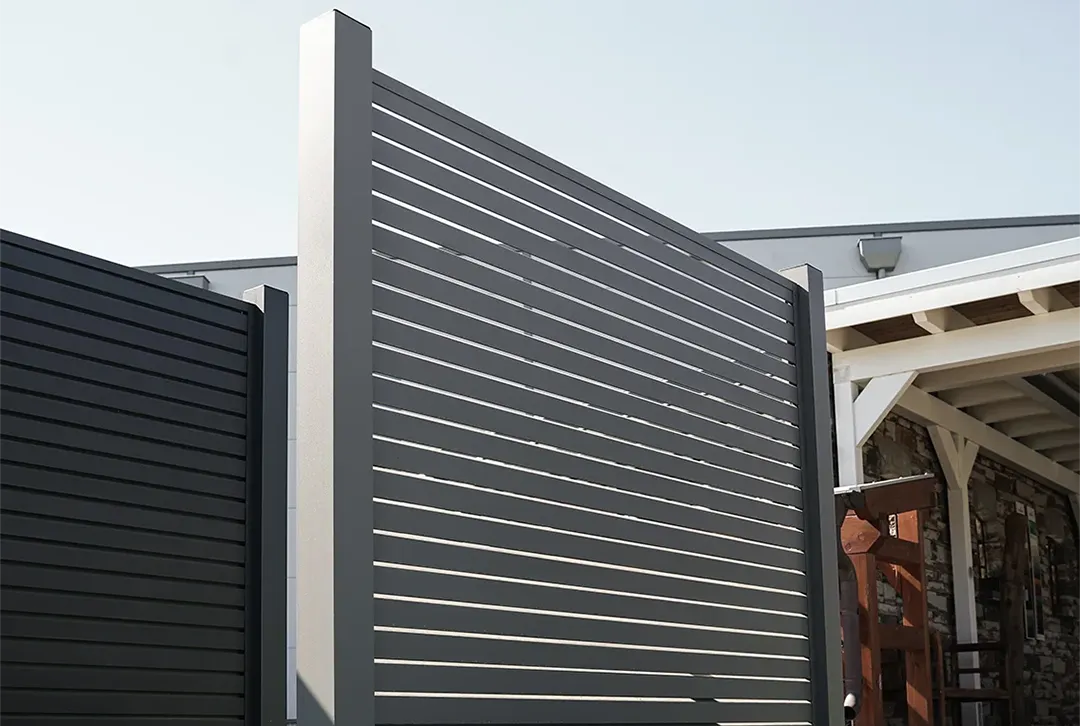 Aluminium Rhombuszaun Grau