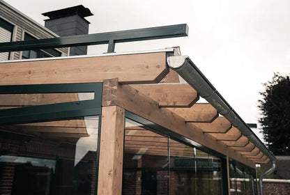 Freistehende Terrassenüberdachung Holz