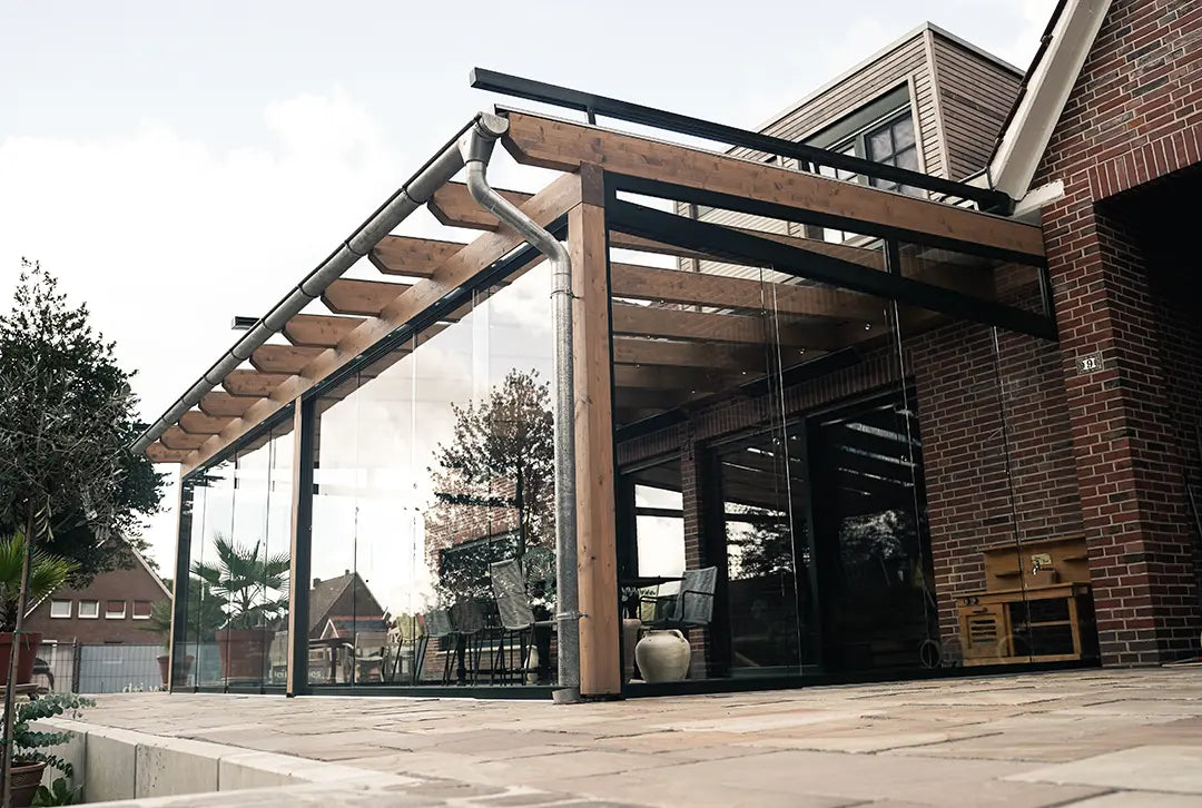 Freistehende Terrassenüberdachung Holz