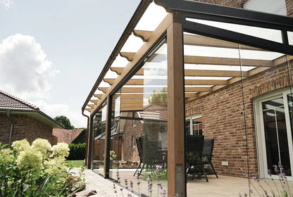 Freistehende Terrassenüberdachung Holz